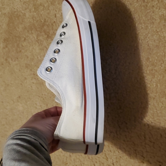 Sneakers - Picture 2 of 3